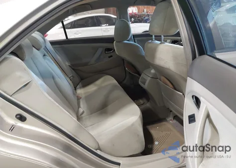 2008 Toyota Camry Le z USA, uszkodzony, nr VIN 4T1BE46KX8U737295